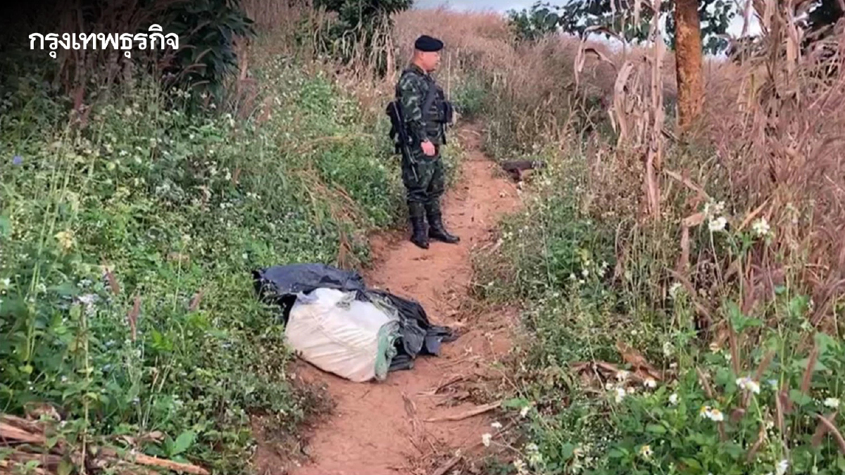 ปะทะเดือด 'แก๊งยานรก' เหิมยิงสู้ถูกวิสามัญดับ 2 ศพ ยึดของกลาง 13 เป้