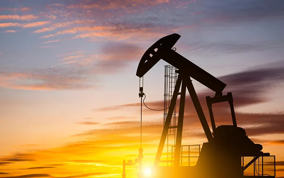 ราคาน้ำมันดิบ WTI พุ่งกว่า 2% ทะลุ 72 ดอลล์ ซื้อเก็งกำไรหนุนตลาด