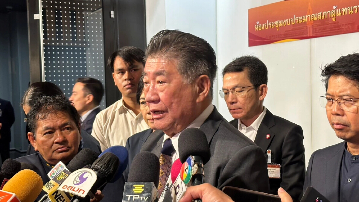'ภูมิธรรม' โต้ปมขุดเพื่อไทยหาเสียง 'แก้ม.112' ยันไม่เคยรับปาก