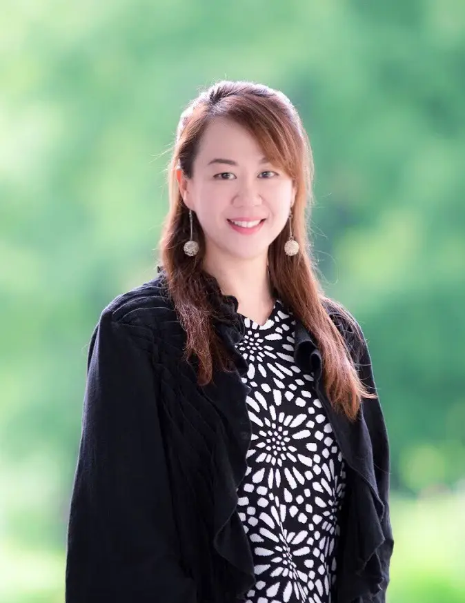 ผศ.ดร.อริศรา เจริญปัญญาเนตร | ภาควิชาภูมิศาสตร์ คณะสังคมศาสตร์ มหาวิทยาลัยเชียงใหม่