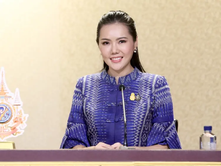 นายกฯ ตรวจติดตามการบริหารน้ำบางระกำ ‘เกณิกา‘ ย้ำรัฐบาลแก้ปัญหาน้ำทั้งระบบ
