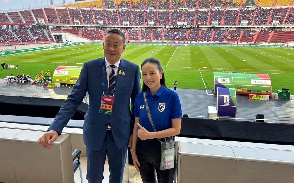 นายกฯ เศรษฐา เกาะขอบสนาม ลุ้นบอลไทย ปะทะเกาหลีใต้