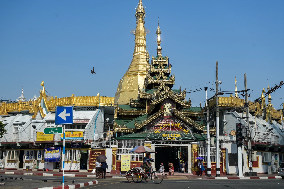 แหล่งข่าวเผยเมียนมาใช้เครื่องบินเที่ยวแรกขนเงินจากเมียวดีไปย่างกุ้ง