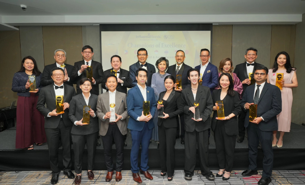 นิโอ ทาร์เก็ต และอินฟลูเอ็นเชี่ยลแบรนด์ สิงคโปร์