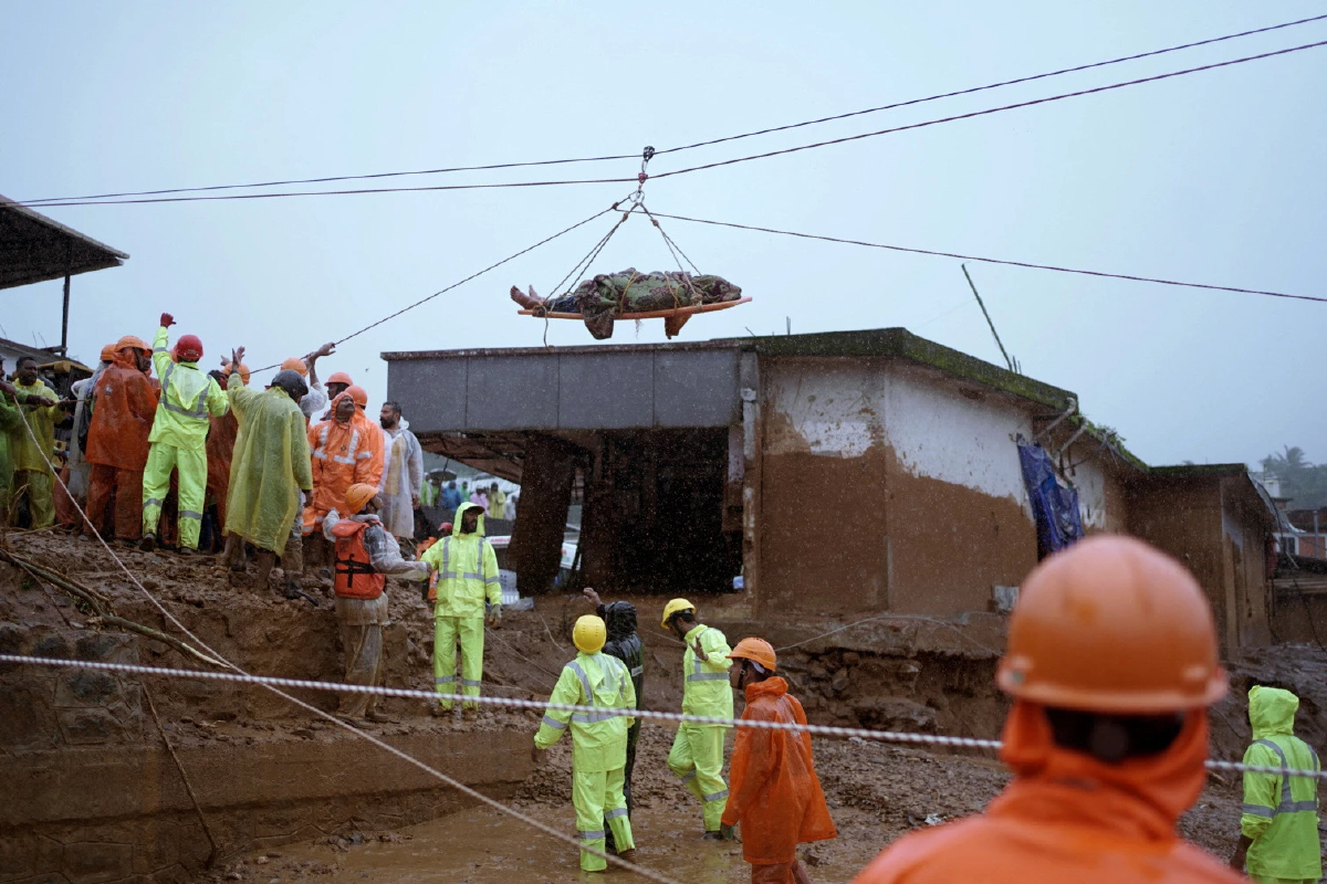 'ดินถล่ม' เพราะฝนตกหนักในอินเดีย ดับอย่างน้อย 63 บาดเจ็บนับร้อย