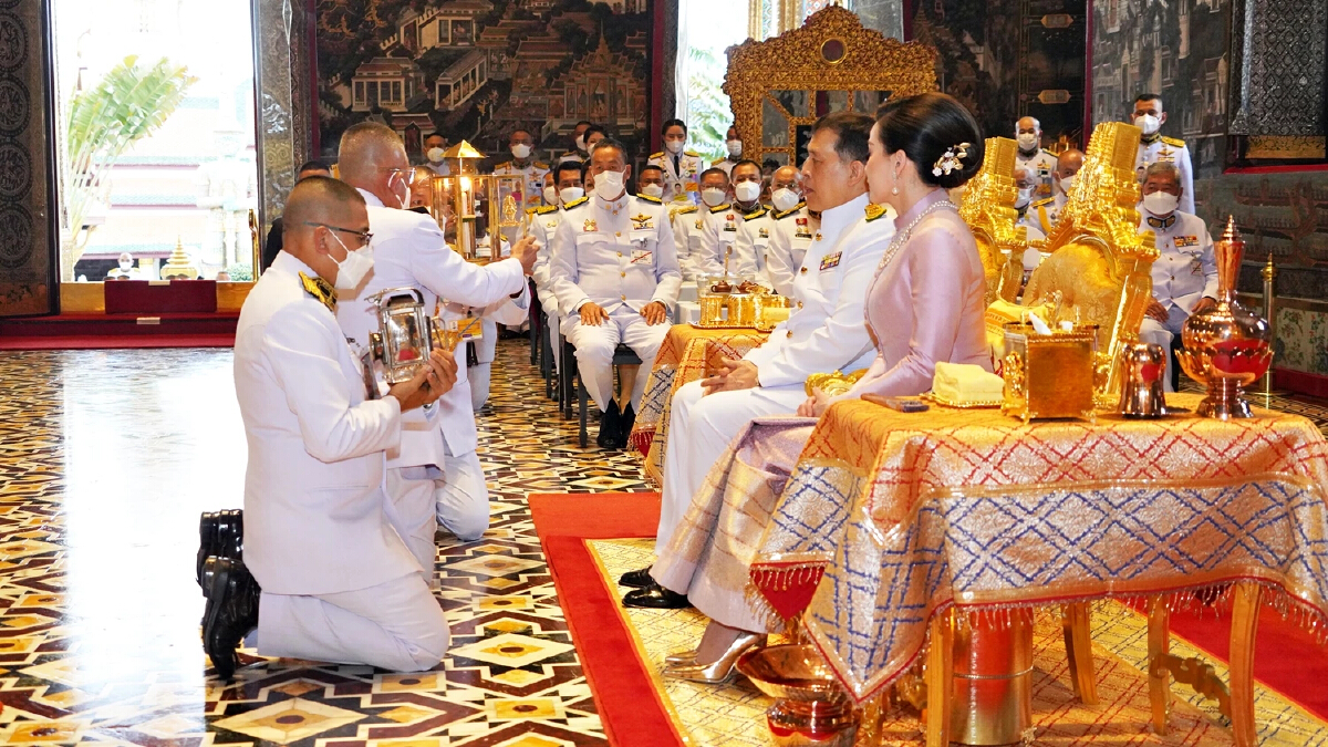 ในหลวง พระราชินี ทรงบำเพ็ญพระราชกุศล วันอาสาฬหบูชา พุทธศักราช 2567