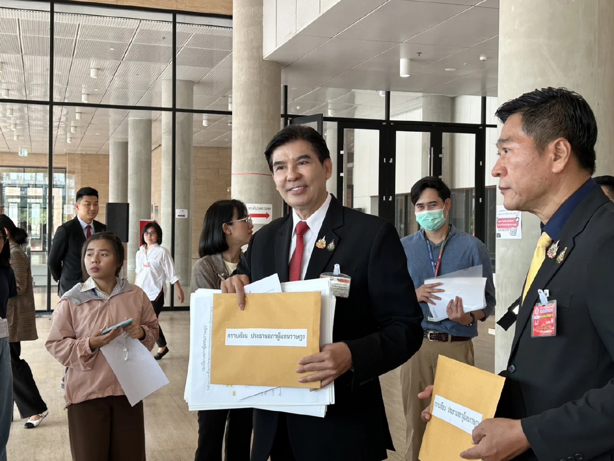 'พร้อมพงศ์' แฉหลักฐาน 'ประวิตร' ลาประชุม84 ครั้งจาก95 ครั้ง ส่อขัดจริยธรรม