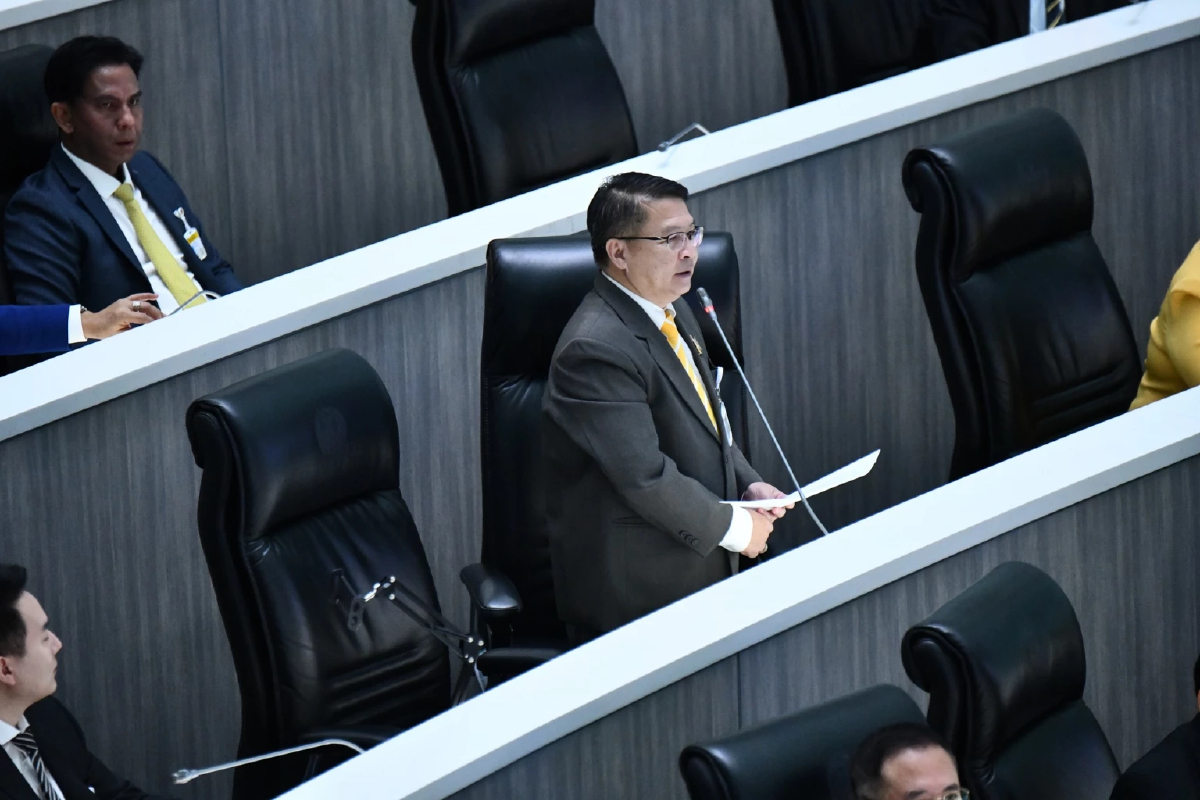 'หมอเปรม' เตรียมซัก นโยบายรัฐบาล ปม ดิจิทัลวอลเล็ต