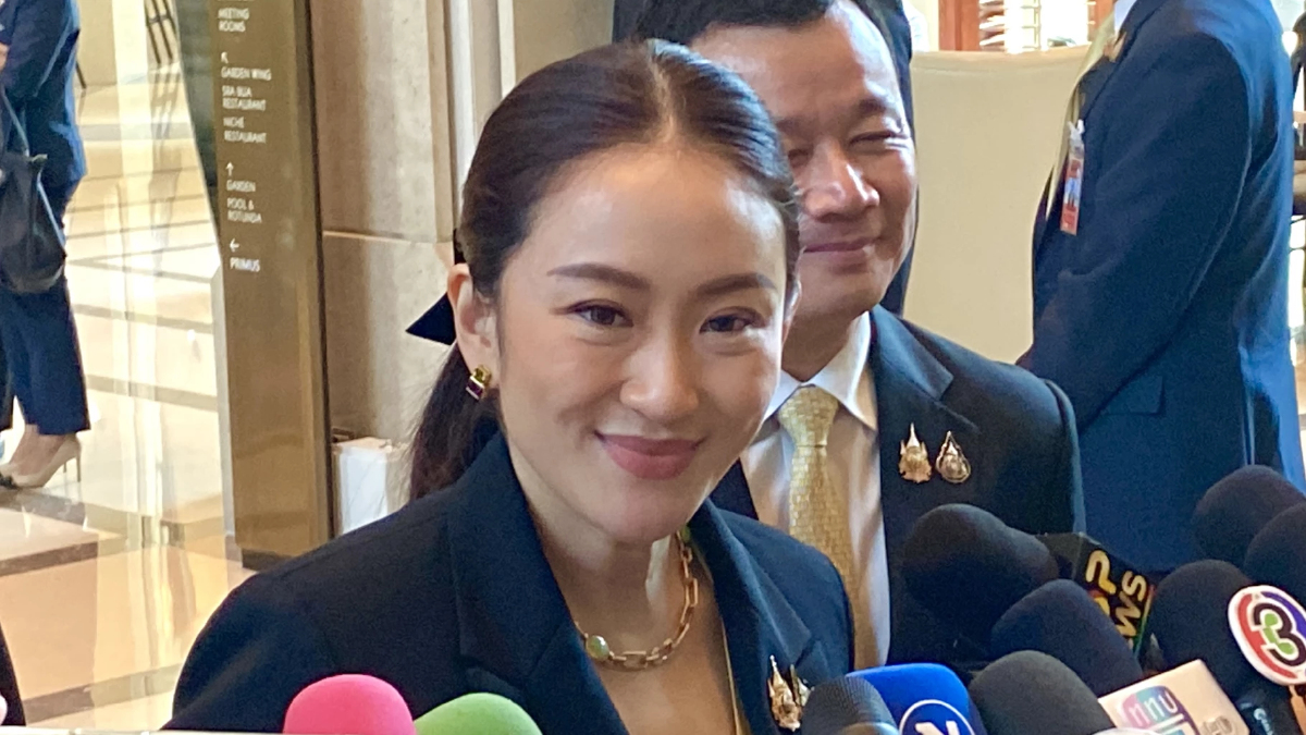 ‘แพทองธาร’ อ้อน ขอกำลังใจ สู้ ‘ม็อบ’ หลังตั้งท่าไล่ ’รัฐบาล‘