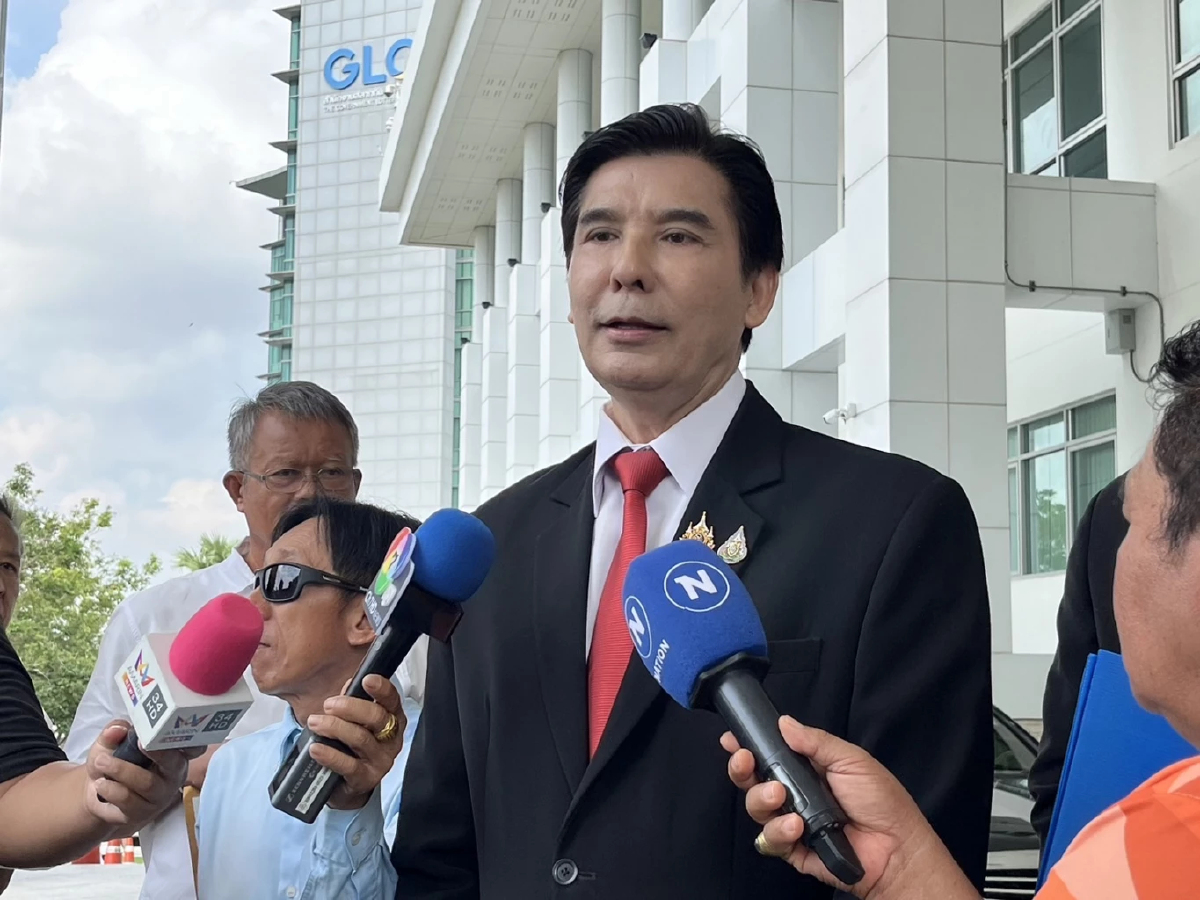 ‘พร้อมพงศ์’ จ่อชงสภาฯฟัน ‘ประวิตร’ ปมจริยธรรม พ่วงยุบ พปชร.