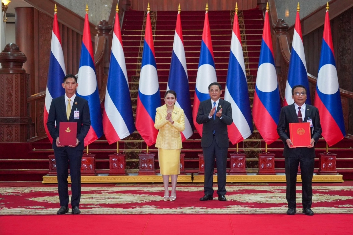 .นายกฯ เยือนลาว ดันขนส่งสินค้าทางรางเชื่อมไทย - ลาว - จีน.