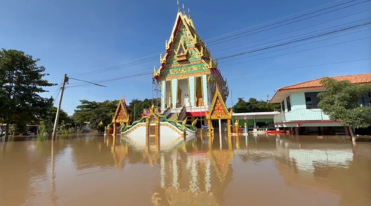 น้ำท่วมหนัก 7 อำเภอ จ.อยุธยา จมบาดาล เดือดร้อนกว่า 20,000 หลังคาเรือน