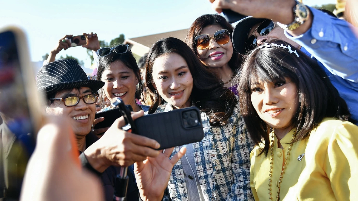 ‘แพทองธาร’ พบปะคนไทยใน LA เผย จะชวน ‘ทักษิณ’ มาในโอกาสเหมาะสม