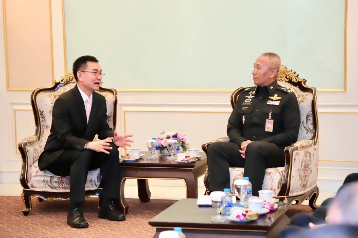 'ผบ.ทบ.'ถก คณะกรรมการสิทธิมนุษยชนฯ ป้องกันซ้อม-ทรมาน ในกองทัพ
