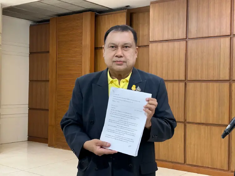 ยื่น กกต.ปลด 'ทนายตั้ม' พ้นบัญชี สว.สำรอง ปมพันคดีฉาว จี้สอบ 'นันทนา' ด้วย
