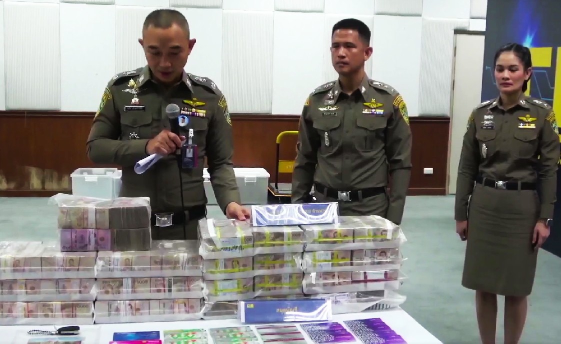 .บุกเว็บพนันหวยออนไลน์ ฟอกเงินคริปโต ยึดทรัพย์ 300 ล้าน เงินหมุนเวียนหมื่นล้าน.