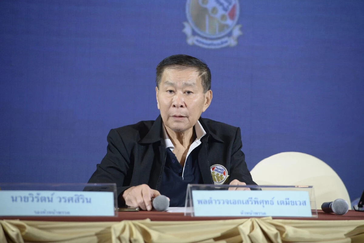 'เสรีพิศุทธ์' ให้ข้อมูล ป.ป.ช.รอบ 2 คดีชั้น 14 ชงเชิญ 'นายกฯอิ๊งค์' ให้ปากคำ