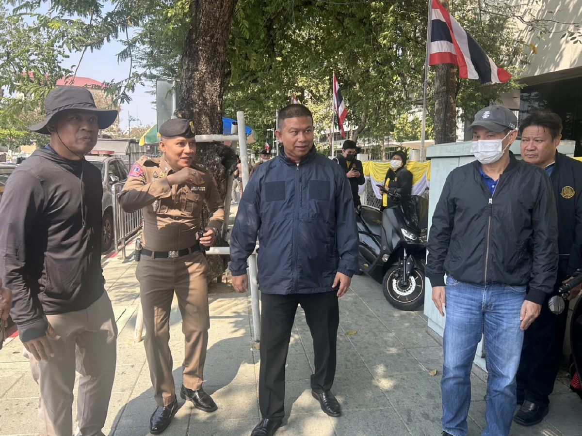 859 ลูกจ้าง ถูกลอยแพ วอนรัฐบาลอนุมัติงบกลางชดเชย ถูกเลิกจ้าง