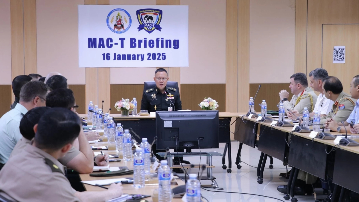 เจ้ากรมข่าวฯ บรรยาย ทูตทหาร ตปท. รับมือภัยคุกคามทุกรูปแบบ สกัดยาเสพติด