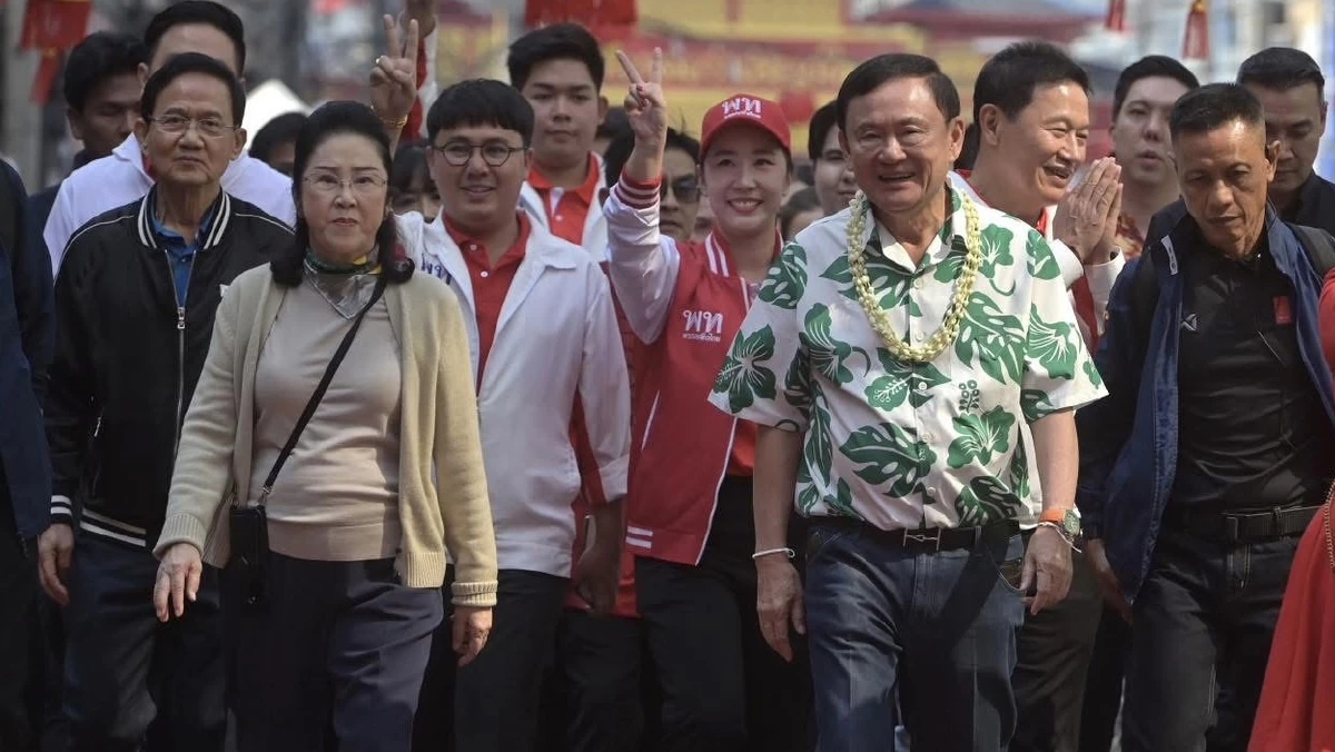 ‘ทักษิณ’ เช็กเรตติ้ง กาดหลวง สวนขบวนหาเสียง ‘พรรคส้ม’ เชียงใหม่ ไม่ใช่ของใคร