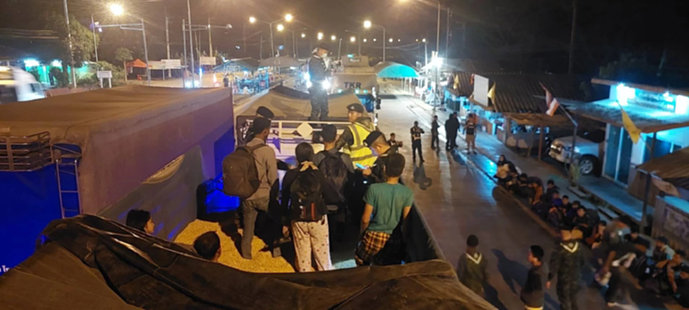 ซีลชั้นที่2 'ฉก.ราชมนู'สนธิกำลัง ตำรวจ-ฝ่ายปกครอง จับแรงงานต่างด้าว