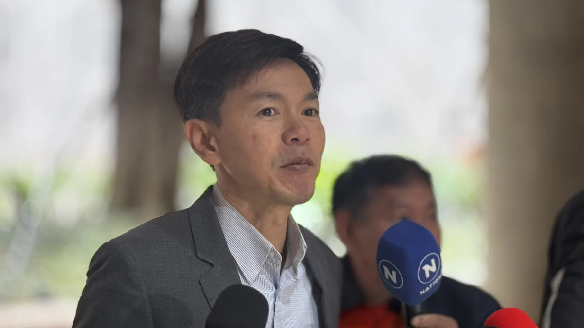 ให้การตามจริง! 'สมเกียรติ' ปัดกลับลำเป็นพยาน คดี 44 สส.ก้าวไกล