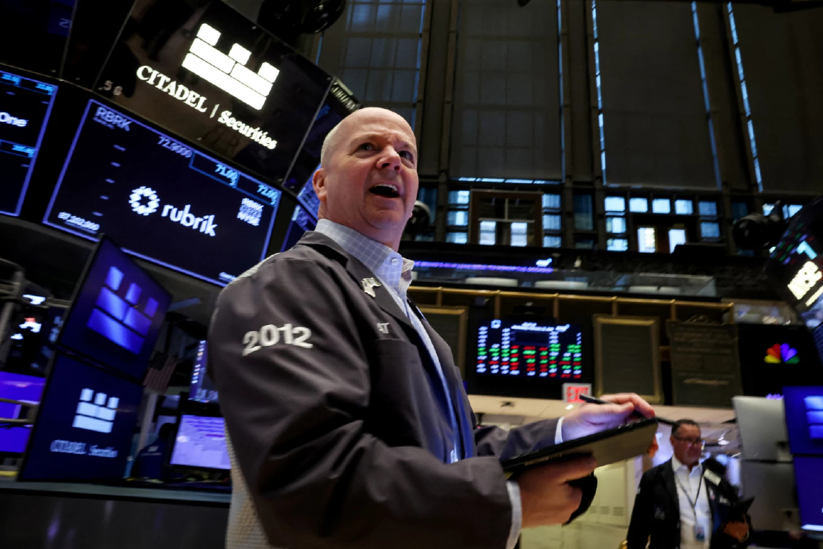 S&P 500 ทำสถิติสูงสุดใหม่ เฉียด 6,130 จุด ตลาดหุ้นสหรัฐบวกต่อ