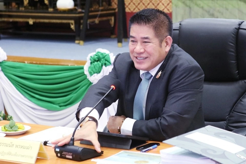 ศาล รธน.ไม่รับคำร้องปม ‘ธรรมนัส-อรรถกร’ สั่งซ่อมฝายวังบัว ทำลายระบบนิเวศ