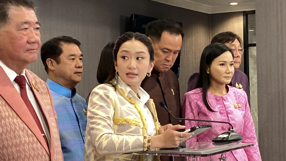 ‘แพทองธาร’ สั่งปราบ ‘บุหรี่ไฟฟ้า’ ลั่น ต้องจัดการอย่างจริงจัง