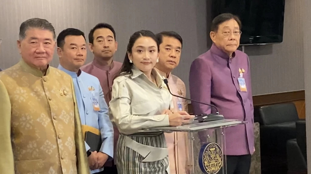 ‘แพทองธาร’ เผย แก๊งคอลเซ็นเตอร์ ปัญหา ไทย-จีน มั่นใจ ไปเยือนถกแก้ คืบแน่