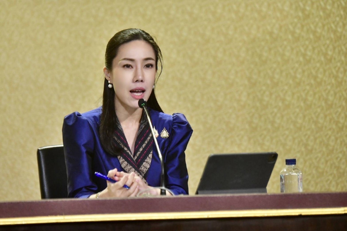 .ครม. เคาะ งบ บัตรทอง ปี 69 เพิ่มผ้าอ้อมให้วัยพึ่งพิง-แว่นสายตาเด็ก 3-15 ปี.