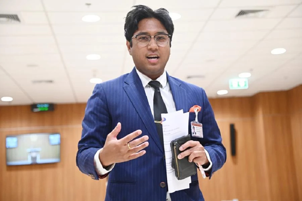 มติวิปรัฐบาล เร่งวาระ โหวตส่ง 'ปูอัด' ดำเนินคดี ฐานข่มขืนสาวต่างชาติ