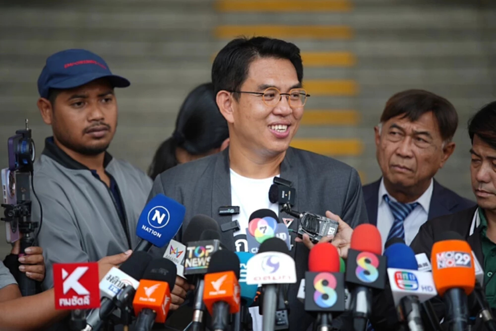 'วิโรจน์' ยันซักฟอก 'นายกฯอิ๊งค์' ลาม 'ทักษิณ' หวังเห็นภาวะผู้นำ