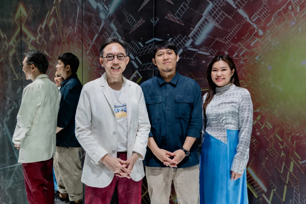 ชมงานศิลป์สุดครีเอท 'Reflection You' ที่สยามพารากอน และสยามดิสคัฟเวอรี่