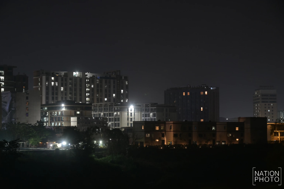 เปิดภาพบรรยากาศเมืองชเวโกะโก คืนแรก  หลัง ไทยตัดการจ่ายกระแสไฟฟ้า