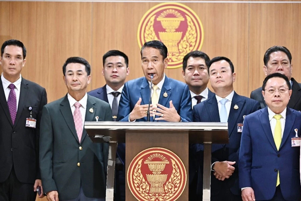 พท. จ่อเสนอญัตติใหม่ ชงศาลวินิจฉัยร่างรธน. 'สุทิน' ชี้วัดความจริงในบางพรรค