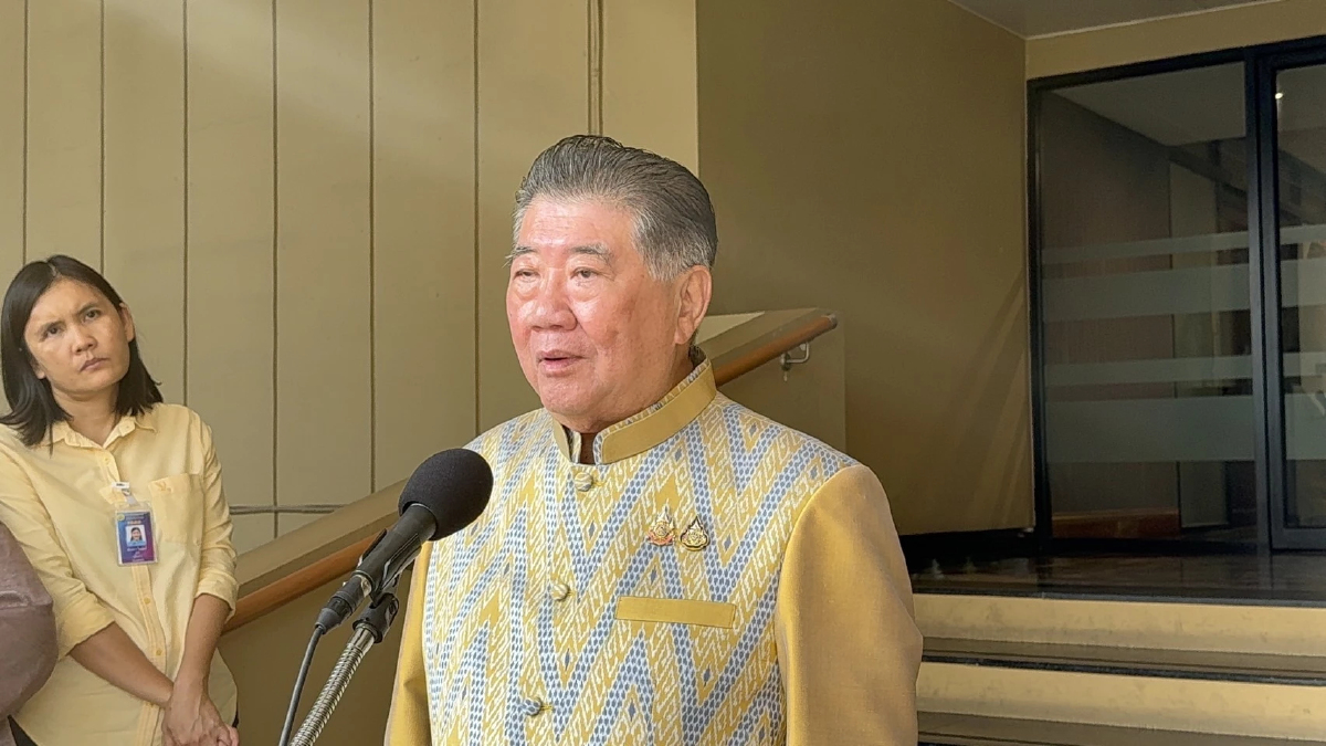'ภูมิธรรม' ปัดปิดปากฝ่ายค้าน ให้ศึกซักฟอก 'นายกฯ' 1 วัน