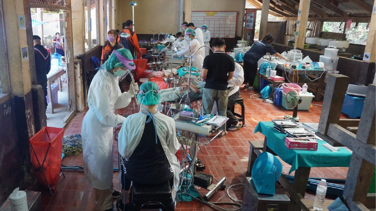 หน่วยทันตกรรมเคลื่อนที่พระราชทานฯ คณะทันตแพทย์ มช. ลงพื้นที่ จ.แม่ฮ่องสอน