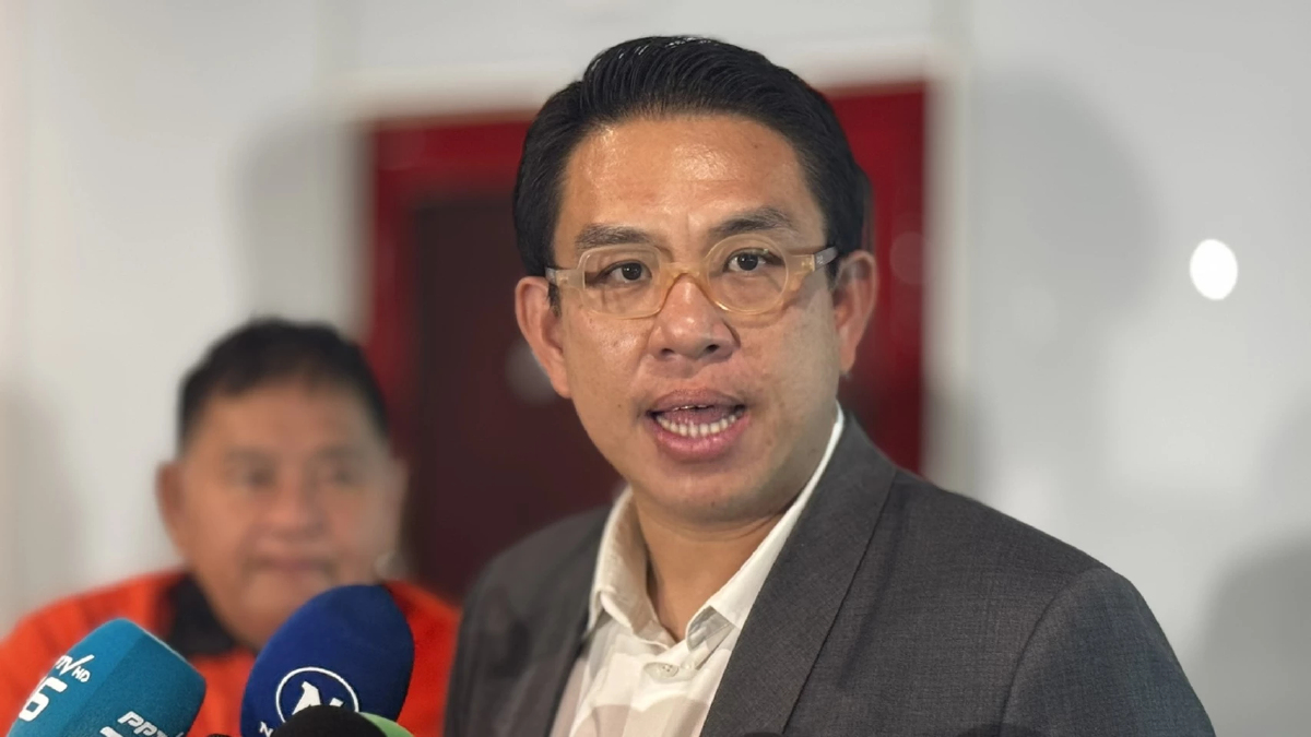 'รองหัวหน้าปชน.' ปิดปาก ปมแชทหลุด ซื้อตัว 'งูเห่าสีส้ม' ขอสอบก่อน