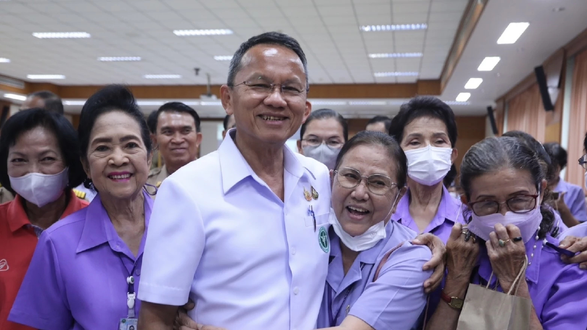 ‘สมศักดิ์’ ขอบคุณ ‘นายกฯ’ ช่วยดัน ‘ร่างพ.ร.บ.อสม.’ คาดชง ครม. สัปดาห์หน้า