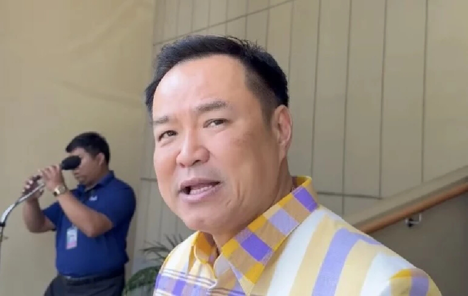 'อนุทิน' สอนมวยฝ่ายค้านหวังซักฟอกโยง 'ทักษิณ' ควรใช้เวทีอื่น