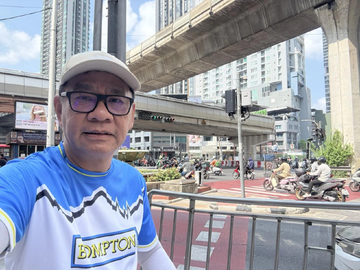 'สมชัย' ตัดเกรดซักฟอก 'ฝ่ายค้าน' เกือบดี 'นายกฯ' ดุจนางพญา 10/10