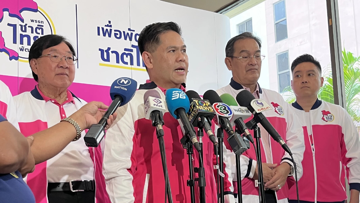 'วราวุธ' ปัดมีสัญญาณ ปรับ ครม. โยกนั่ง รมว.กต. โบ้ยถาม 'นายกฯ'