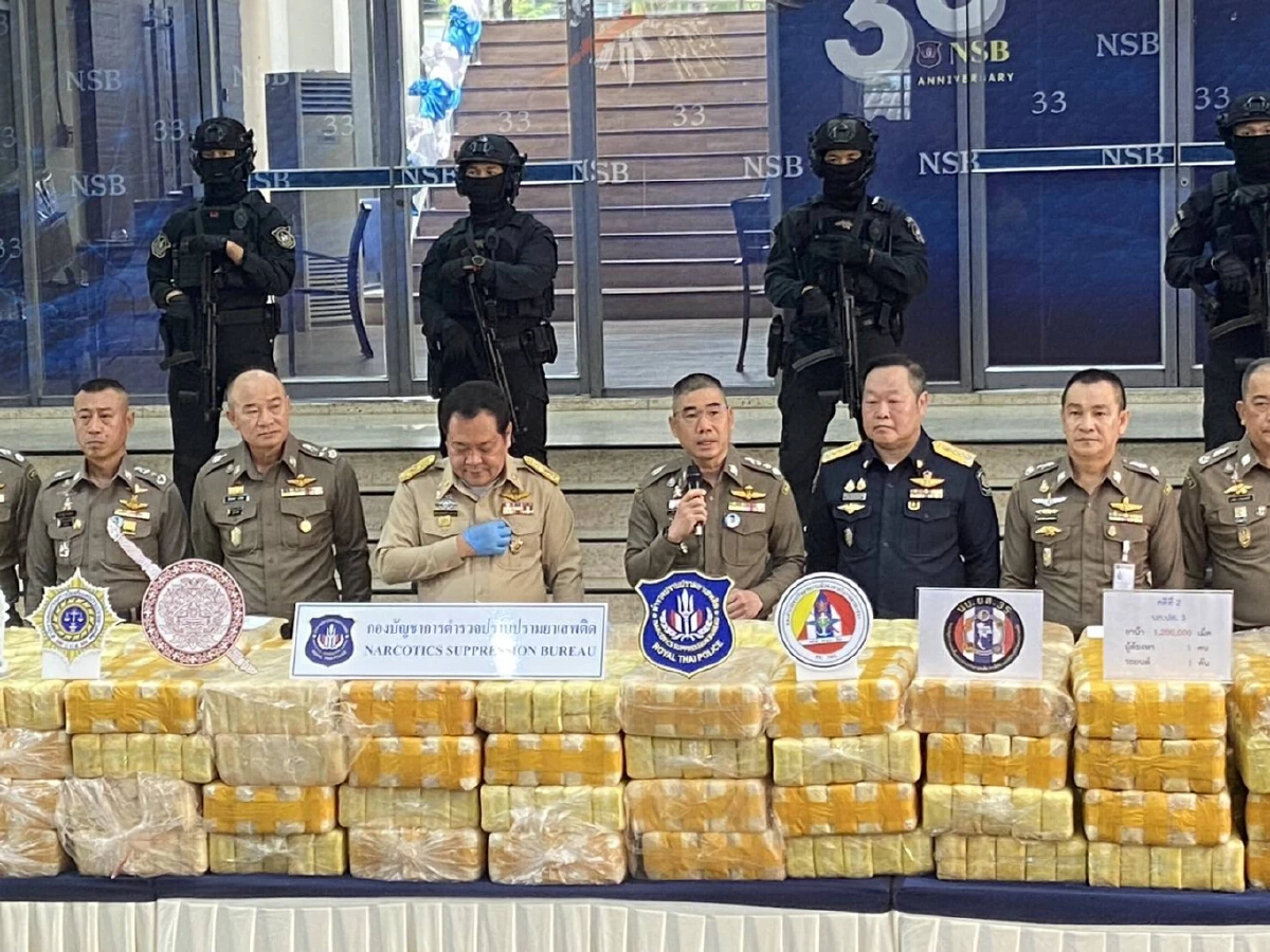 'ทวี -ปส.'แถลงจับ 'ยาบ้า-ไอซ์' อื้อ ทะลัก กทม.-ปริมณฑล ส่งต่อ จชต.