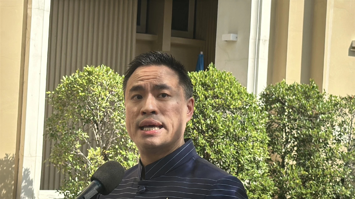 'เอกนัฏ' ยันไม่มีสัญญาณปรับครม. - ขอลุยแก้อุตสาหกรรมศูนย์เหรียญ