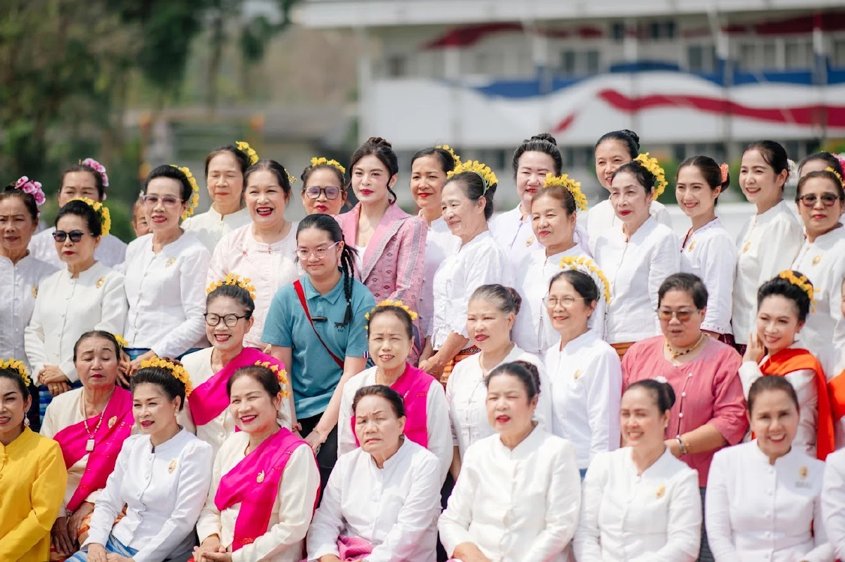 สมโภชเชียงใหม่ 729 ปี 'มาดามหยก' ระดมช่างฟ้อนเล็บ ลงกินเนสส์บุ๊ก