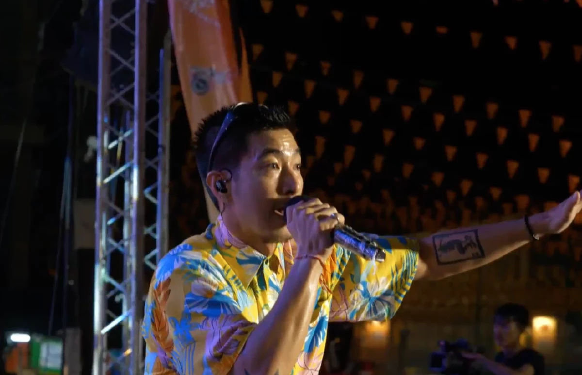 โตโน่ เปิดใจกลางคอนเสิร์ต ลั่นเราที่มันเลว อย่าทำพลาดเหมือนผม