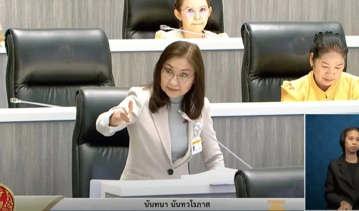 สว.พันธุ์ใหม่ ชง ญัตติด่วน ทำประชามติ เอนเทอร์เทนเมนต์คอมเพล็กซ์