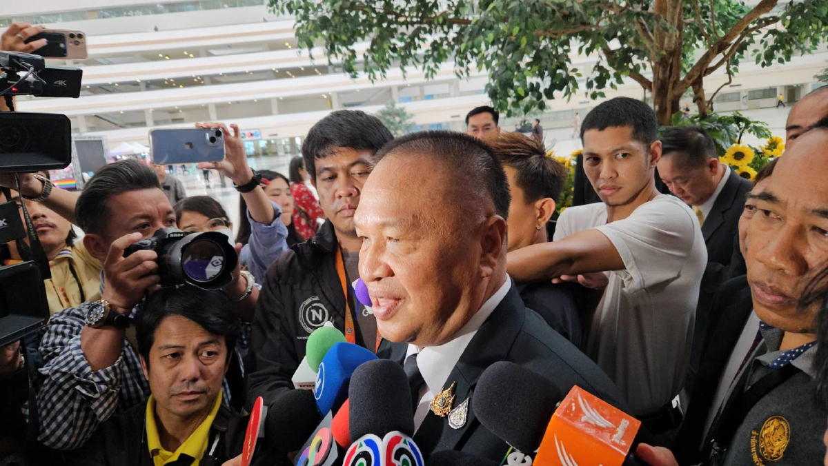 'เกรียงไกร' โล่งใจได้แจง กกต.คดีฮั้ว สว. - มี 2 คนขอเลื่อน