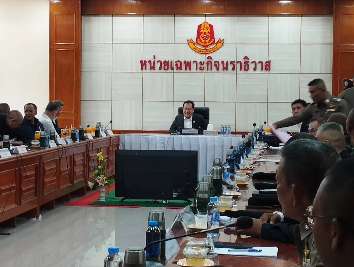 'ทวี' หนุนเปิดพื้นที่ประชาชน ถกแก้ไฟใต้ ย้ำไม่ใช่การเสียหน้า